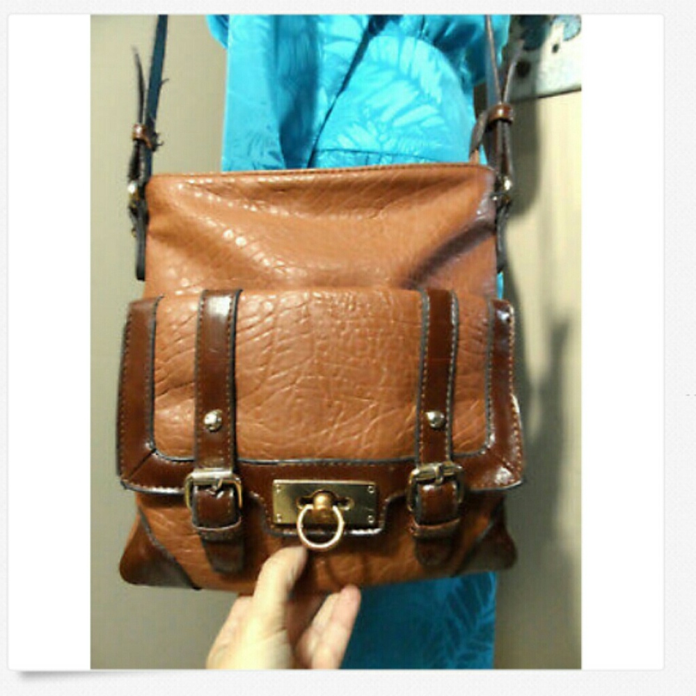 Discontinued CHARMING CHARLIE Faux Leather Purse